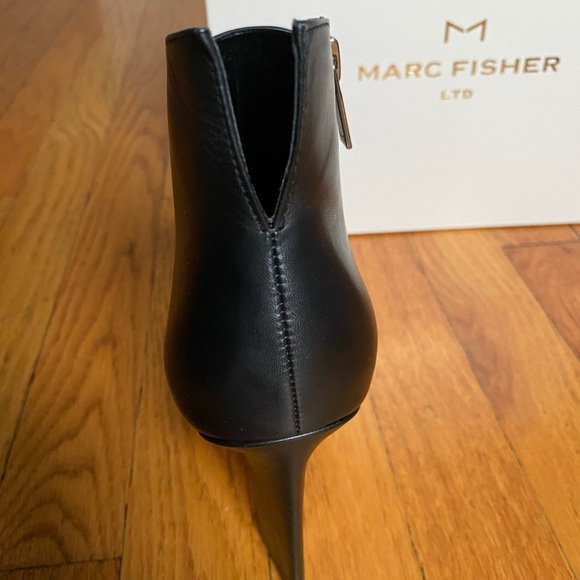NEW Marc Fisher LTD Mella Ankle Booties - Picture 4 of 6